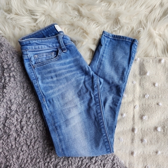 DAYTRIP Ankle Skinny Jeans - Picture 1 of 7